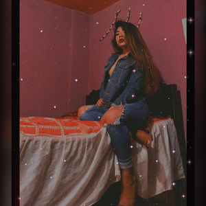 Meet your Posher, Anahi